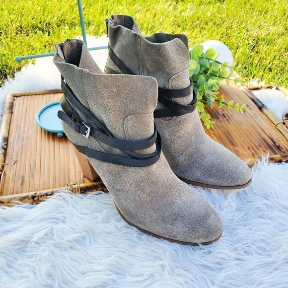 Carlos Santana Tan Suede leather Strapy Detail Ankle Boots. - Picture 2 of 15